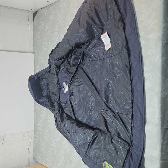 Columbia Sportswear Hooded Jacket - Picture 10 of 12